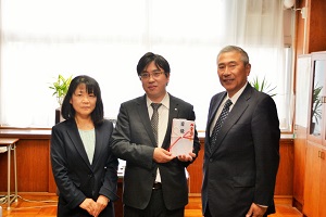 『４月27日　アイジー工業株式会社が水戸桜ノ牧常北校後援会へ寄付』の画像