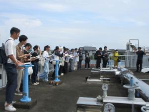浄水場見学の様子