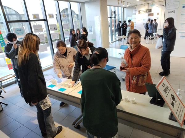 第２回水道カフェ‗利き水の様子２